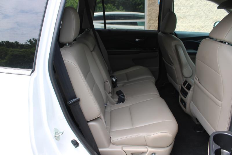 Honda Pilot EX-L w/Navi & RES 2WD 2019