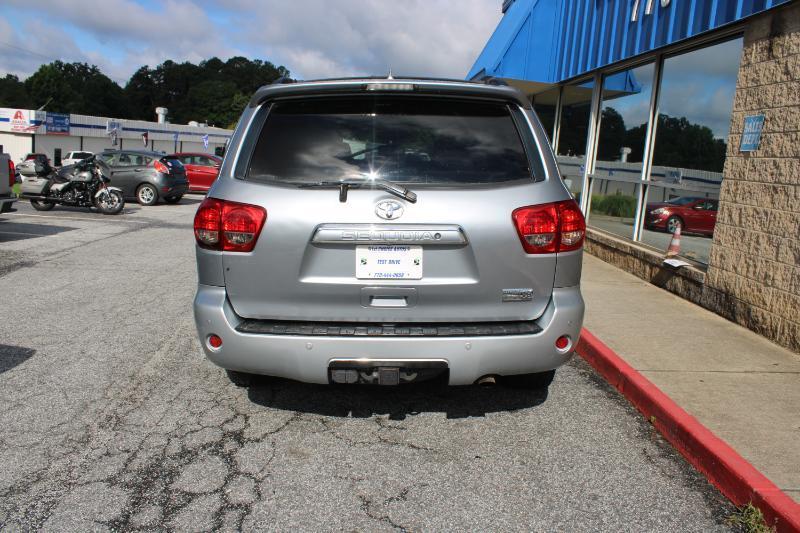 Toyota Sequoia RWD 5.7L Limited (Natl) 2012