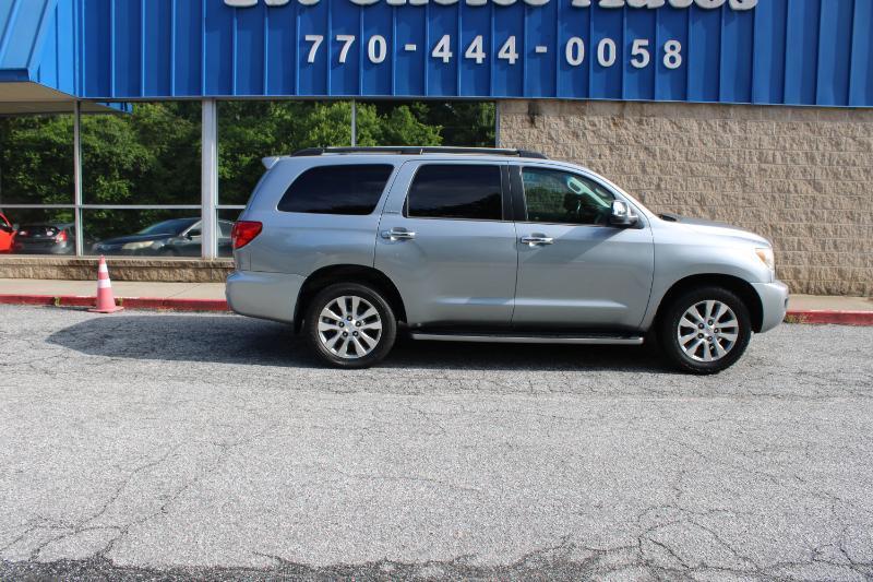 Toyota Sequoia RWD 5.7L Limited (Natl) 2012