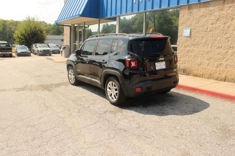 Jeep Renegade Latitude FWD 2017