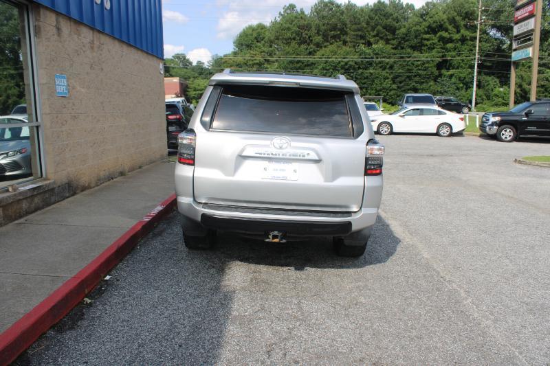 Toyota 4Runner RWD 4dr V6 SR5 Premium (Natl) 2015