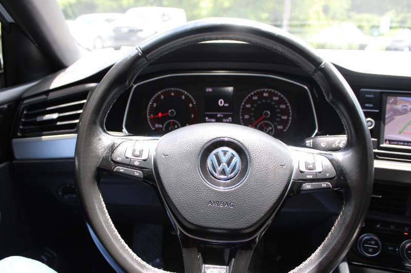 Volkswagen Jetta R-Line Auto w/SULEV 2020