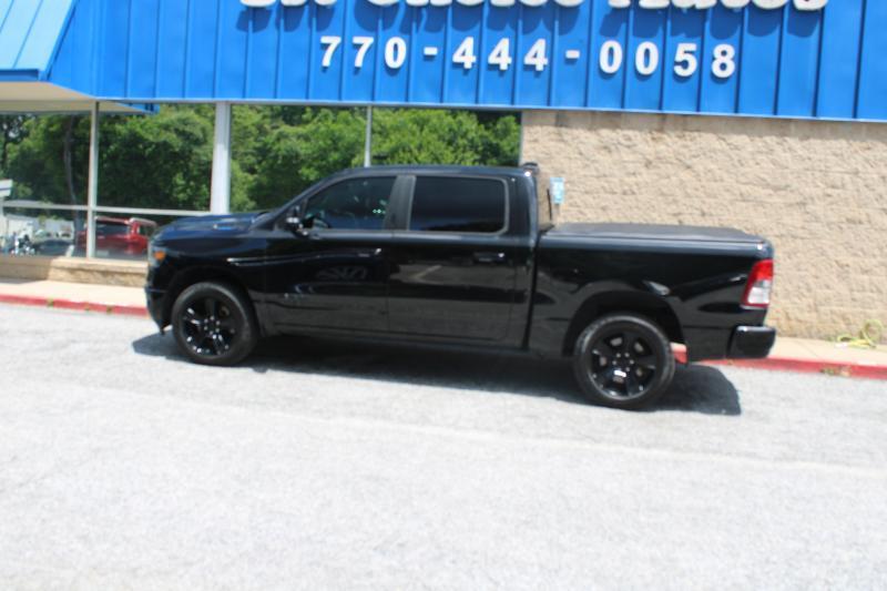 RAM 1500 Big Horn 4x4 Crew Cab 5'7" Box 2022