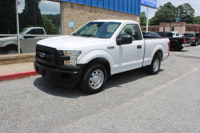 Ford F-150 XLT 2WD Reg Cab 8' Box 2017