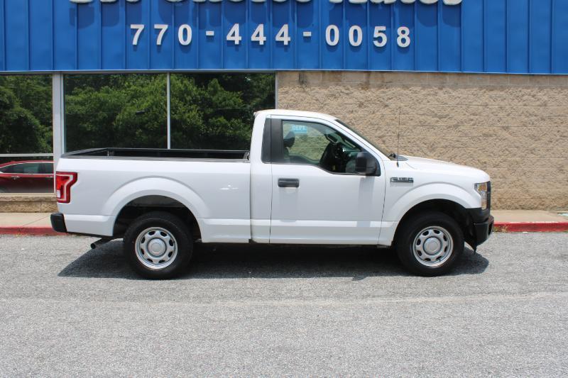 Ford F-150 XLT 2WD Reg Cab 8' Box 2017
