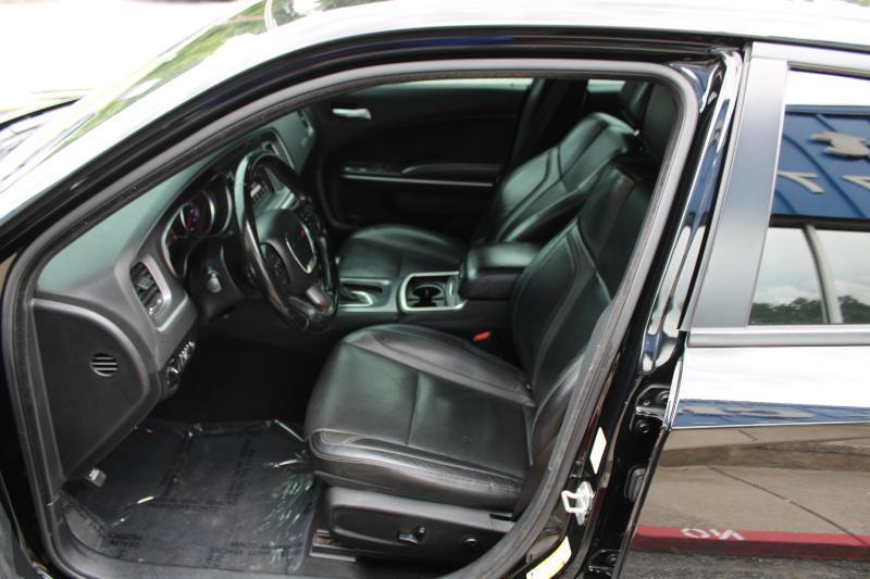 Dodge Charger SXT RWD 2020