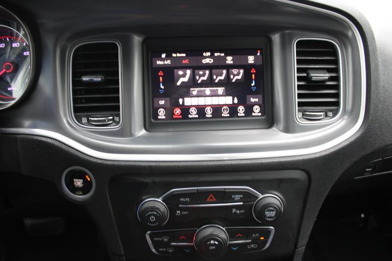 Dodge Charger SXT RWD 2020