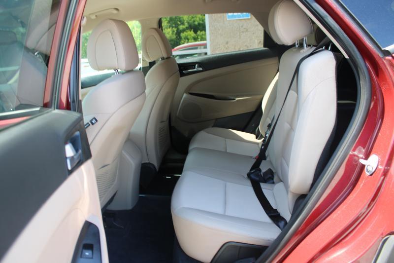 Hyundai Tucson AWD 4dr Sport w/Beige Int 2016