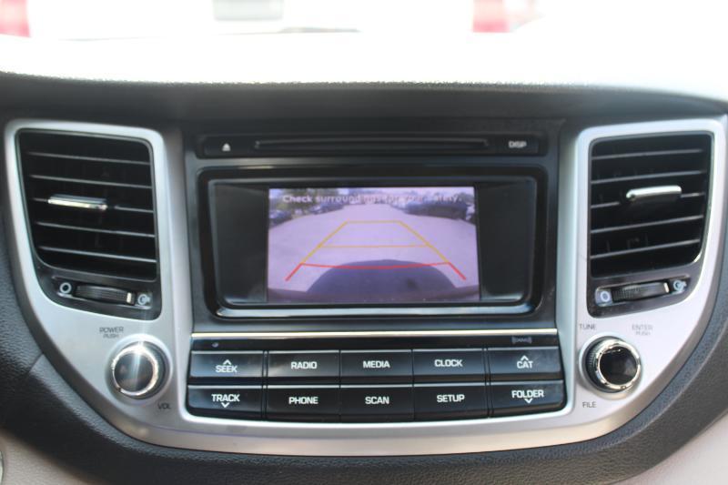 Hyundai Tucson AWD 4dr Sport w/Beige Int 2016