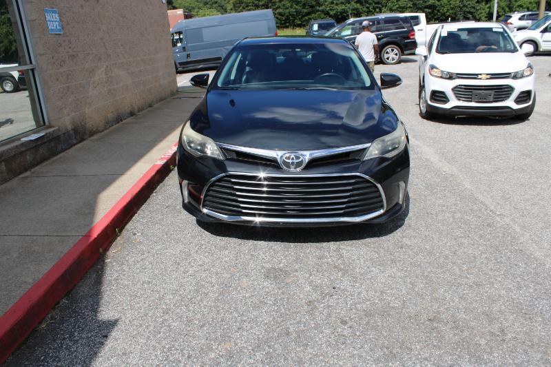 Toyota Avalon 4dr Sdn XLE Premium (Natl) 2016