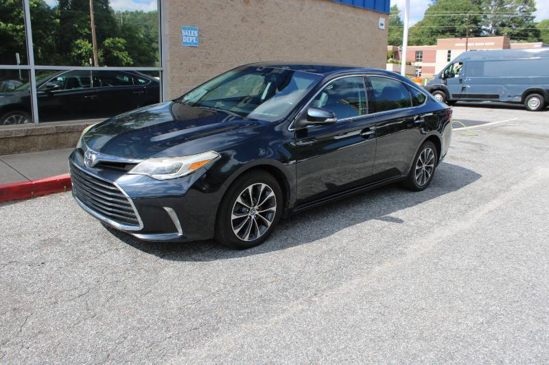Toyota Avalon 4dr Sdn XLE Premium (Natl) 2016