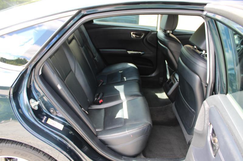 Toyota Avalon 4dr Sdn XLE Premium (Natl) 2016