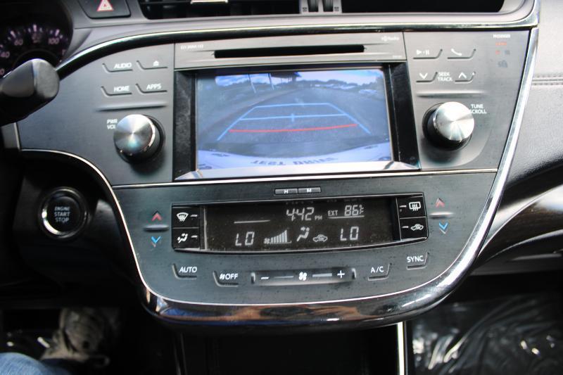Toyota Avalon 4dr Sdn XLE Premium (Natl) 2016