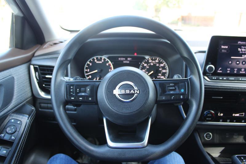 Nissan Rogue FWD SV 2022