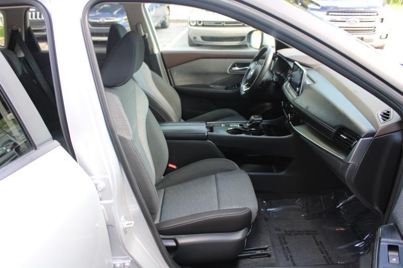 Nissan Rogue FWD SV 2022