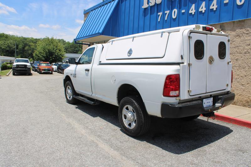 RAM 2500 4WD Reg Cab 140.5" Tradesman 2016
