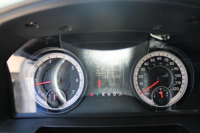 RAM 2500 4WD Reg Cab 140.5" Tradesman 2016