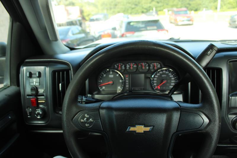 Chevrolet Silverado 3500HD Built After Aug 14 2WD Reg Cab 133.6" Work Truck 2015