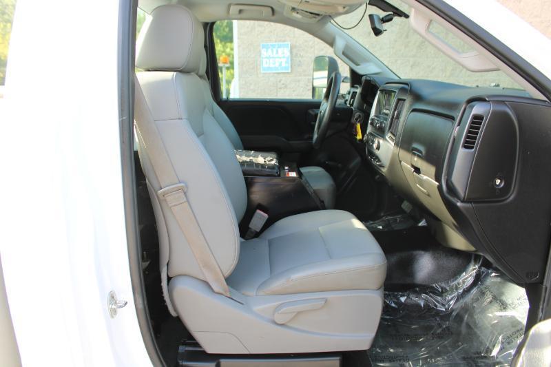 Chevrolet Silverado 3500HD Built After Aug 14 2WD Reg Cab 133.6" Work Truck 2015