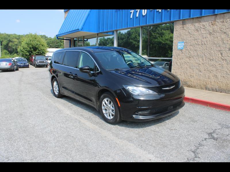 Chrysler Voyager LX FWD 2022