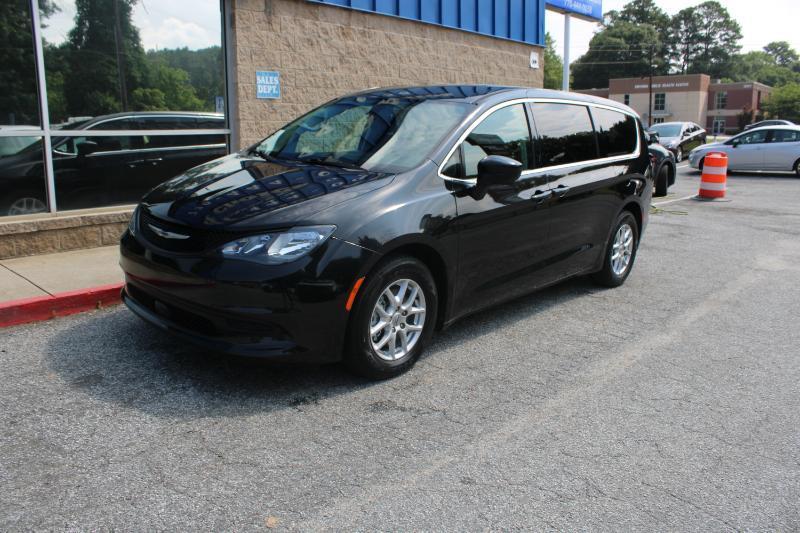 Chrysler Voyager LX FWD 2022