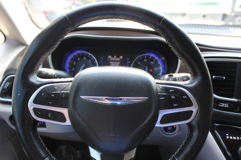 Chrysler Voyager LX FWD 2022