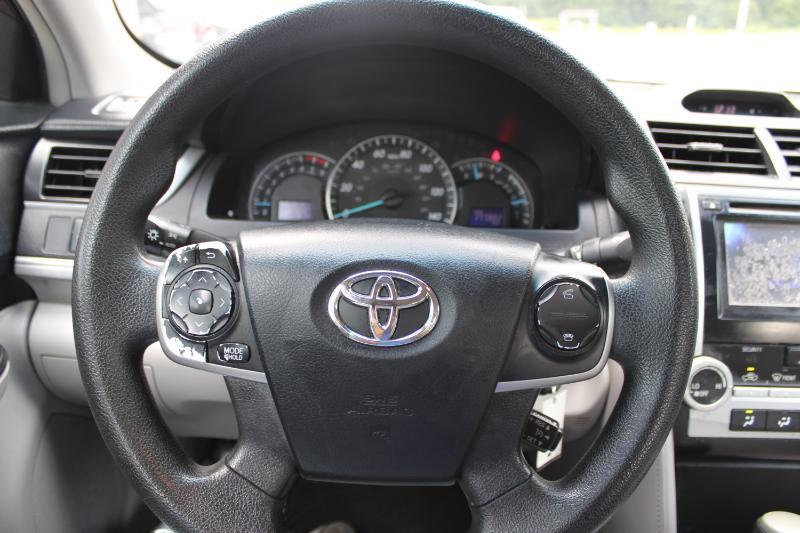Toyota Camry 4dr Sdn I4 Auto SE Sport Limited Edition (Natl) 2012