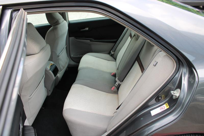 Toyota Camry 4dr Sdn I4 Auto SE Sport Limited Edition (Natl) 2012