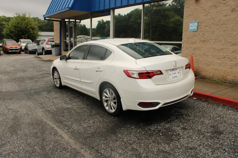 Acura ILX Sedan w/Technology Plus Pkg 2017
