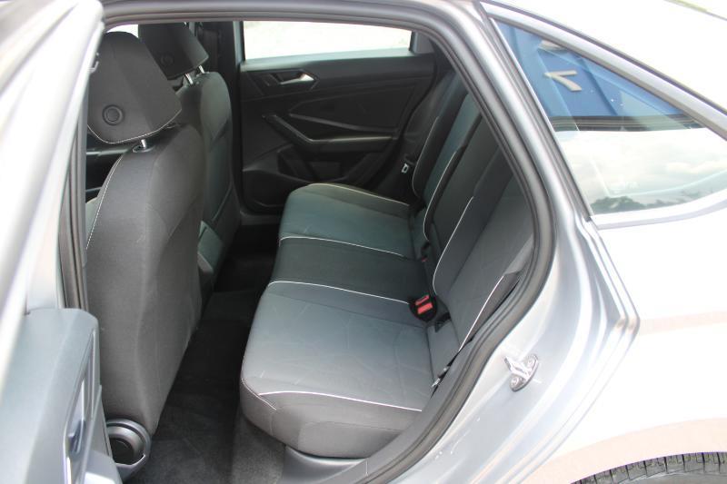 Volkswagen Jetta Sport Auto 2025
