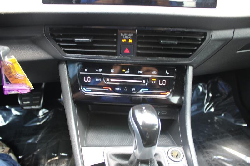 Volkswagen Jetta Sport Auto 2025