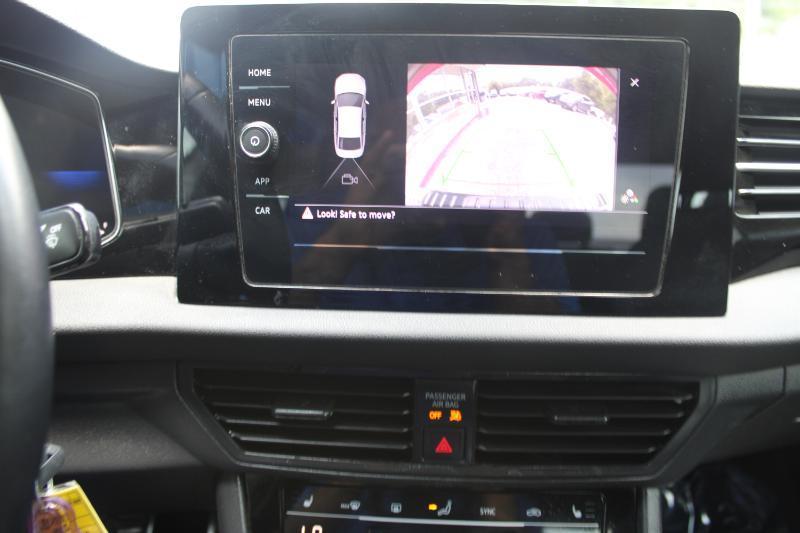 Volkswagen Jetta Sport Auto 2025