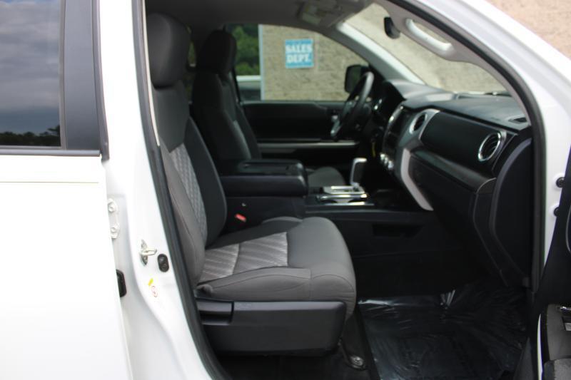 Toyota Tundra 4WD SR5 CrewMax 5.5' Bed 5.7L FFV (Natl) 2018