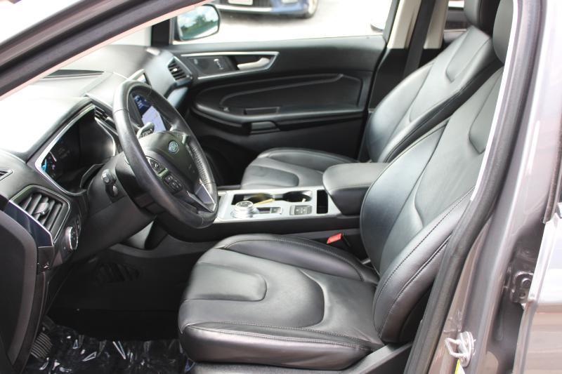 Ford Edge Titanium FWD 2021