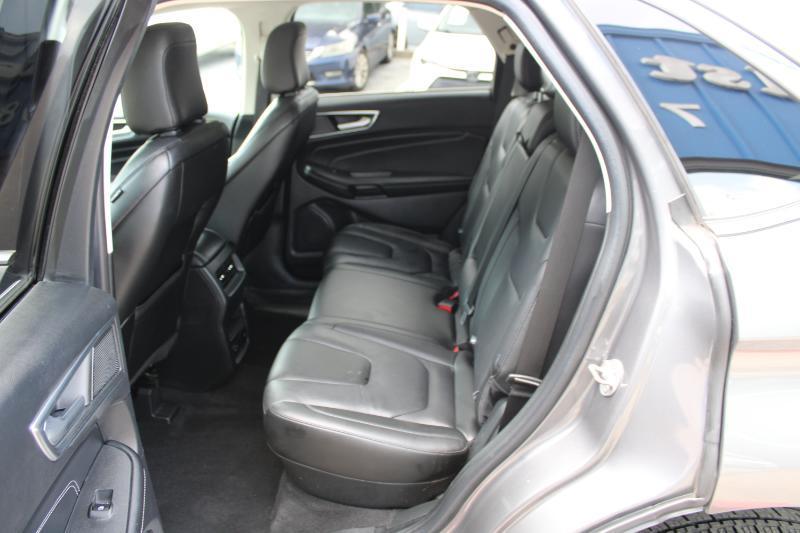 Ford Edge Titanium FWD 2021