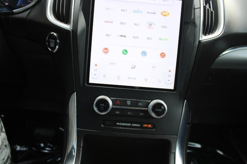 Ford Edge Titanium FWD 2021