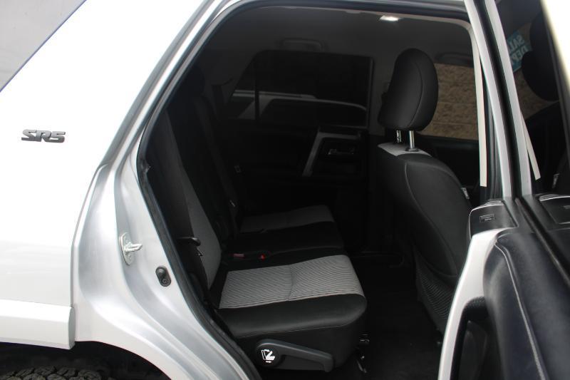 Toyota 4Runner SR5 Premium 2WD (Natl) 2018