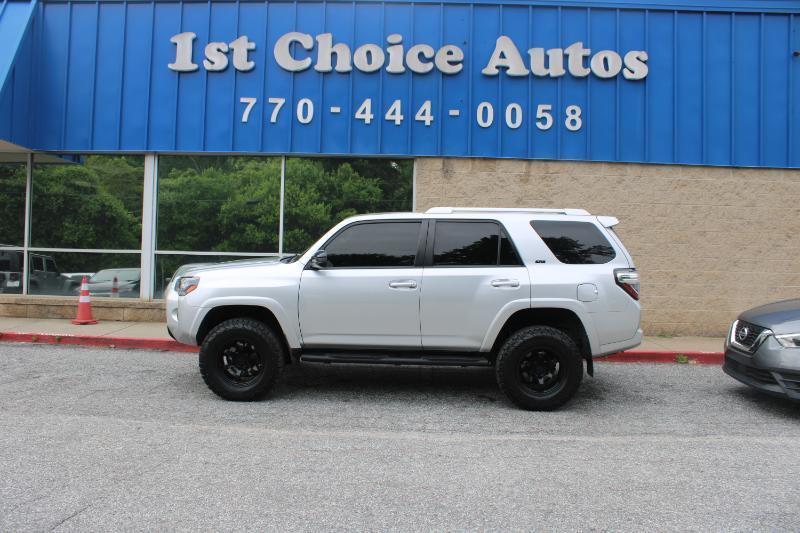 Toyota 4Runner SR5 Premium 2WD (Natl) 2018