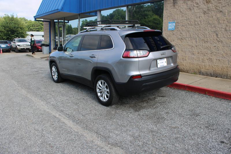 Jeep Cherokee Latitude FWD 2019