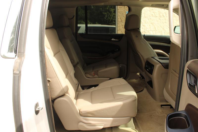 Chevrolet Suburban 2WD 4dr 1500 LTZ 2016