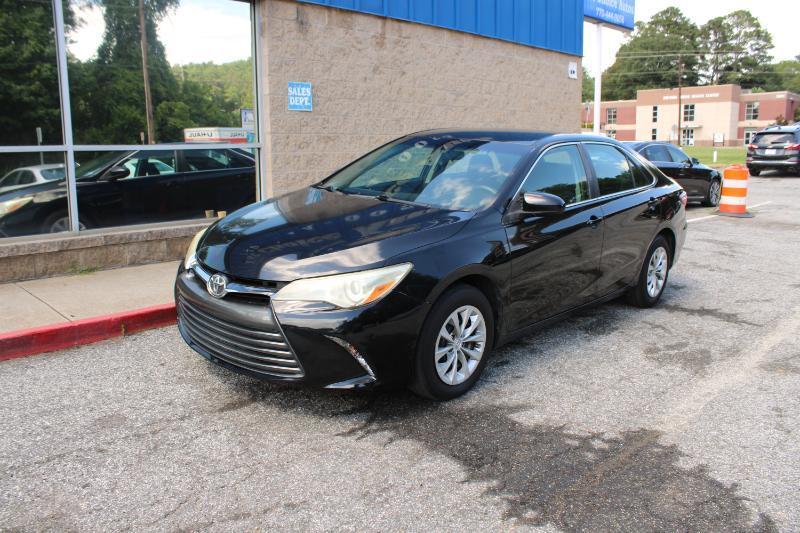 Toyota Camry 4dr Sdn I4 Auto XLE (Natl) 2015