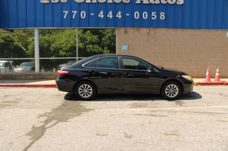 Toyota Camry 4dr Sdn I4 Auto XLE (Natl) 2015