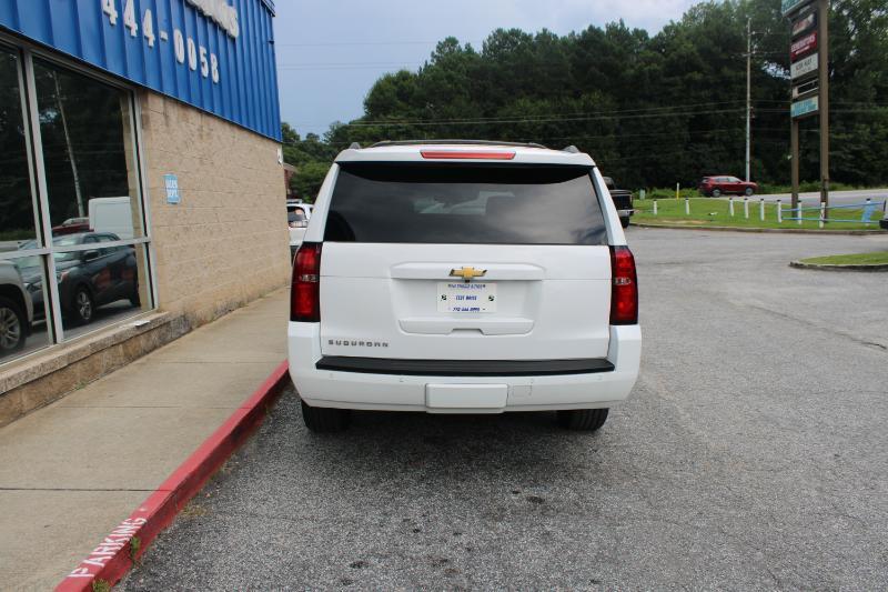 Chevrolet Suburban 2WD 4dr 1500 LT 2017