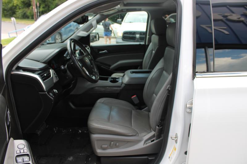 Chevrolet Suburban 2WD 4dr 1500 LT 2017
