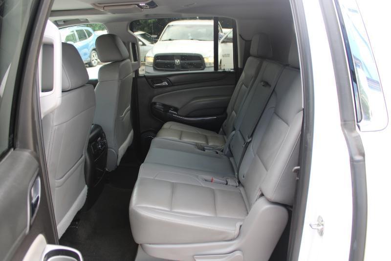 Chevrolet Suburban 2WD 4dr 1500 LT 2017