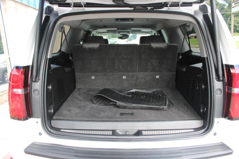 Chevrolet Suburban 2WD 4dr 1500 LT 2017