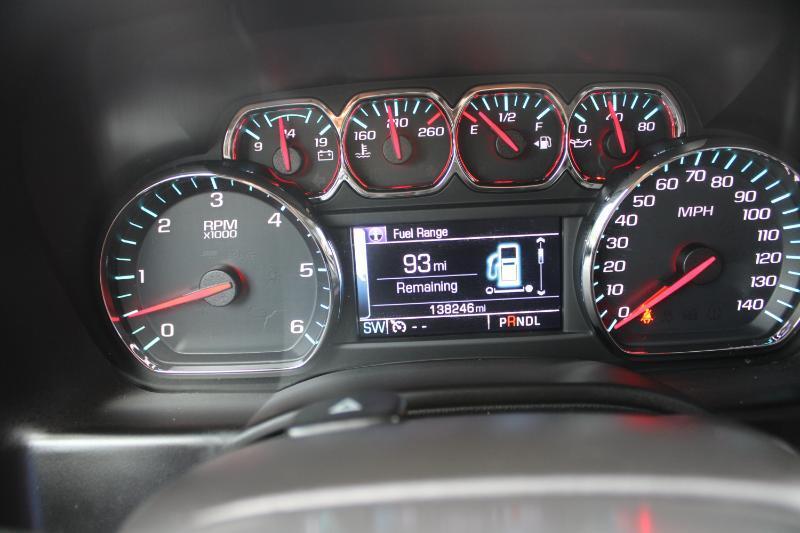 Chevrolet Suburban 2WD 4dr 1500 LT 2017