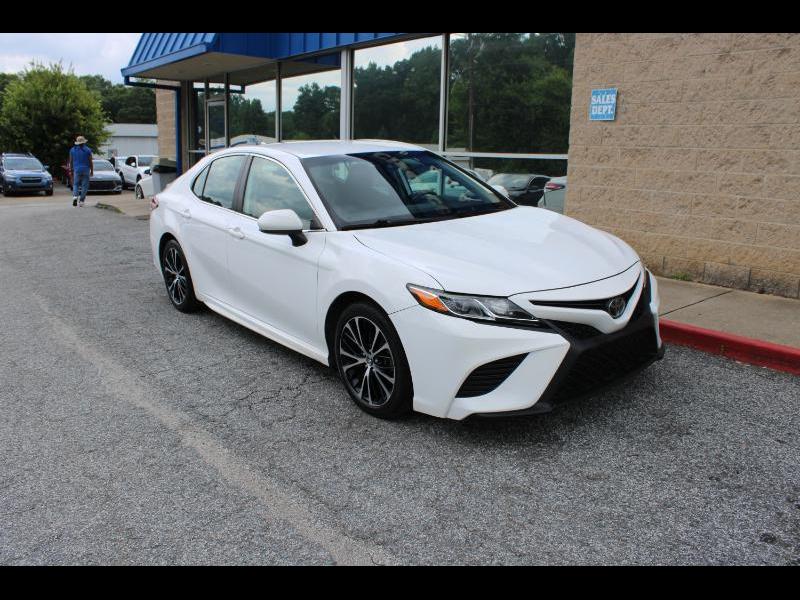 2020 Toyota Camry SE Auto (Natl)