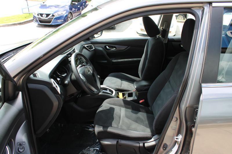 Nissan Rogue FWD 4dr S 2016