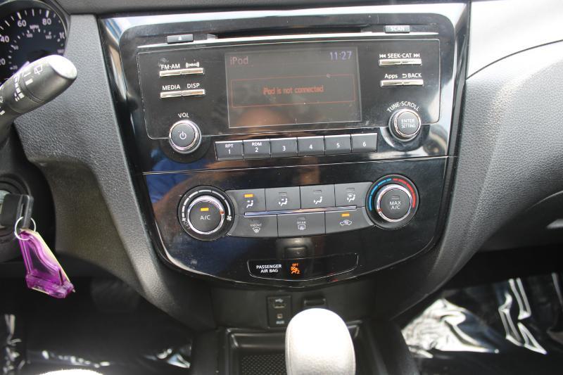 Nissan Rogue FWD 4dr S 2016